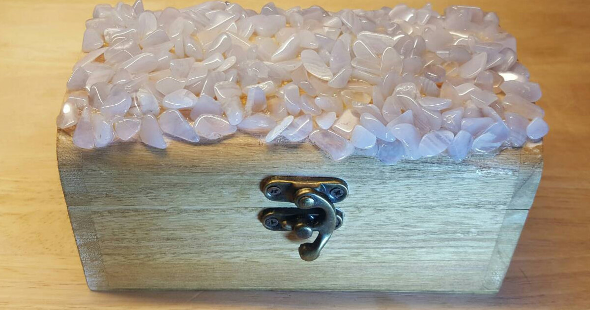 Empowered Crystals Blue lace agate Jewelry box