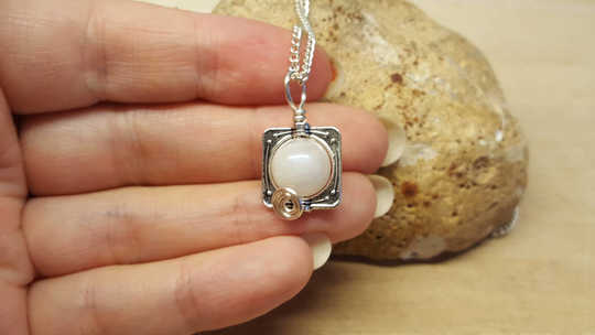 Small Moonstone Pendant