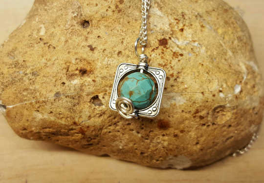 Small Turquoise pendant