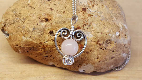 Rose quartz heart necklace