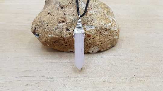 Rose quartz pendant