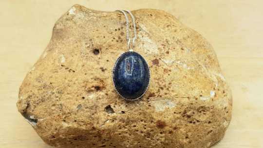 Lapis lazuli Pendant 18x13mm