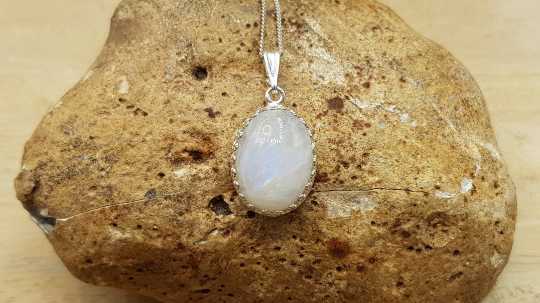 Rainbow Moonstone necklace 16x12mm