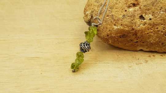 Bali silver peridot pendant