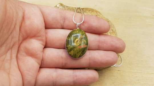 Unakite pendant 25mm