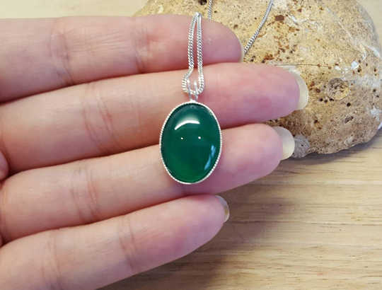 Green Onyx Pendant 18x13mm 