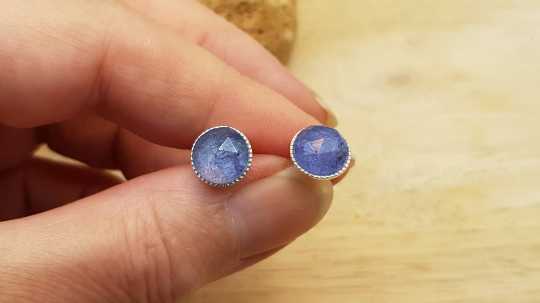 Tanzanite Stud earrings