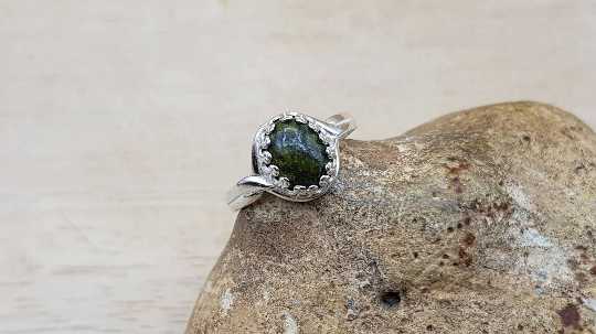 Adjustable unakite ring