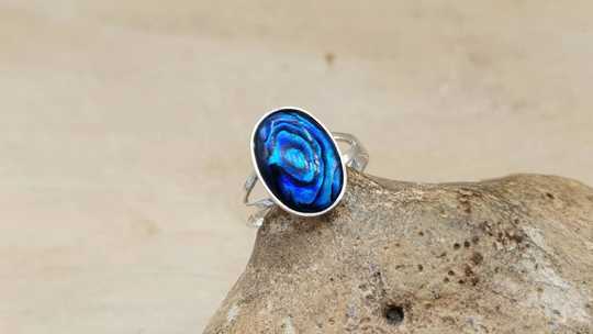 Blue Abalone ring 14x10mm