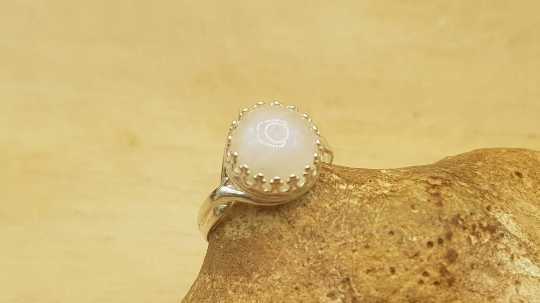 Rainbow moonstone Ring 10mm