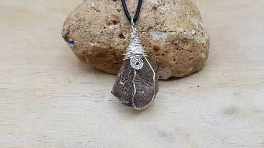 Smoky quartz pendant