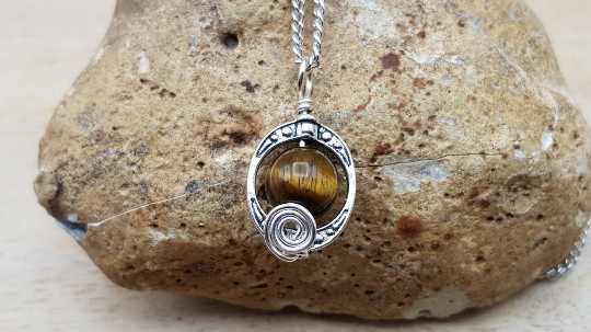 Tigers eye pendant