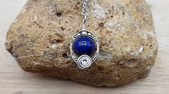 Small Lapis lazuli Pendant