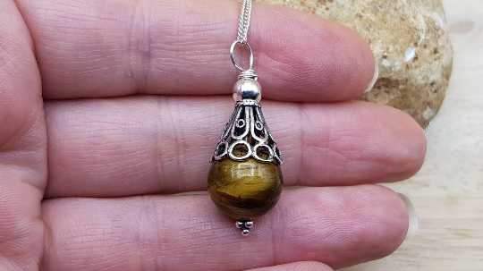 Small Tigers eye pendant