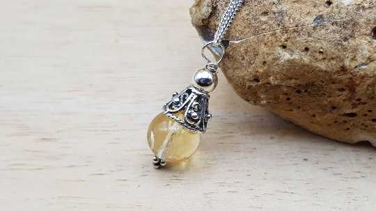 Small minimalist Citrine necklace