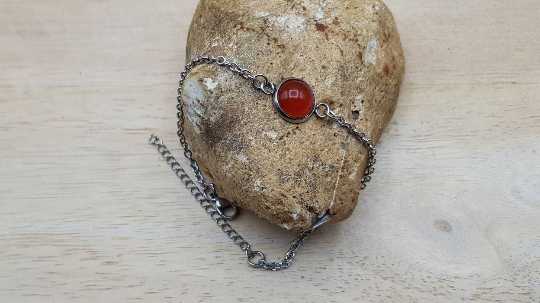 Carnelian chain bracelet