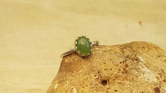 Minimalist Nephrite Jade ring