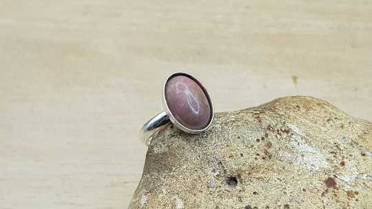 Rhodonite ring