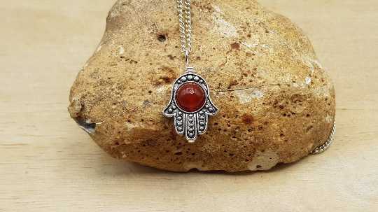 Hamsa Carnelian pendant