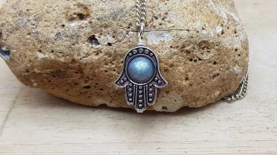 Hamsa Labradorite pendant