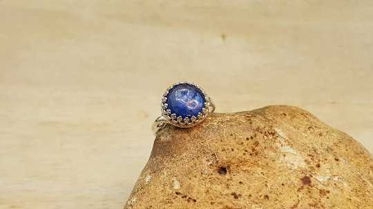 Round Blue Kyanite ring