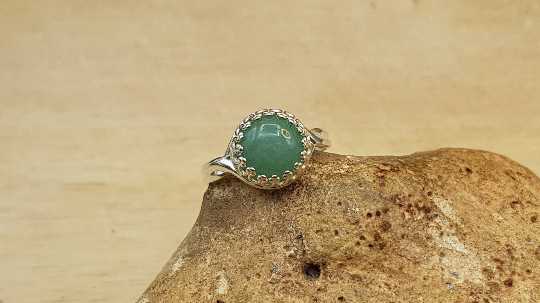 Round Green Aventurine ring