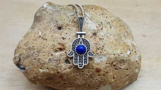 Lapis lazuli hamsa Pendant