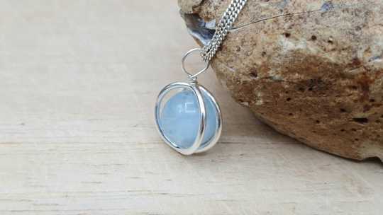 Aquamarine circle pendant