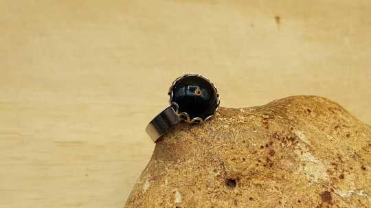 Hypoallergenic Onyx Ring
