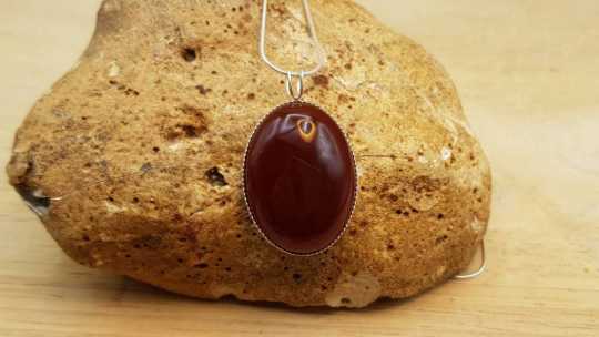 Carnelian pendant 25x18mm