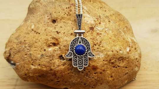 Lapis lazuli hamsa Pendant