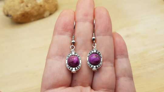 Oval frame Sugilite earrings