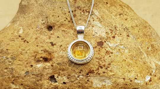 Tiny circle Citrine pendant