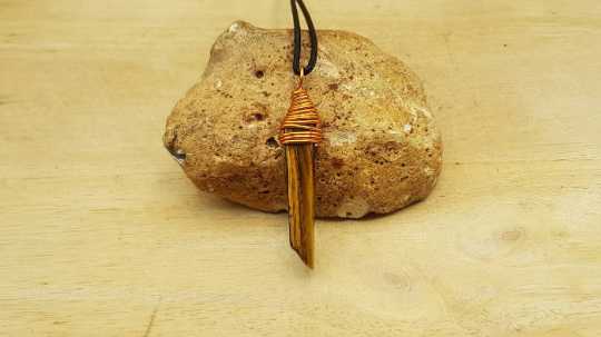 Copper Tiger's eye pendant