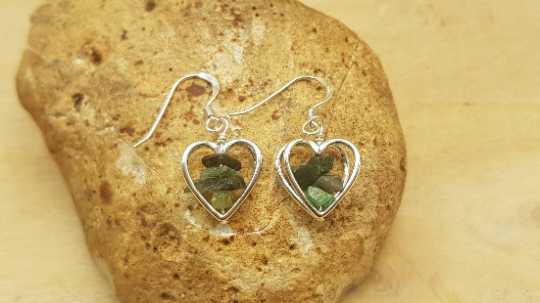 Emerald heart earrings