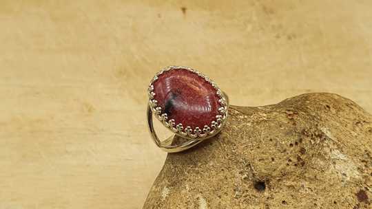 Rhodonite ring 18x13mm