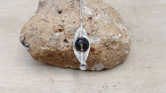 Smoky quartz pendant 