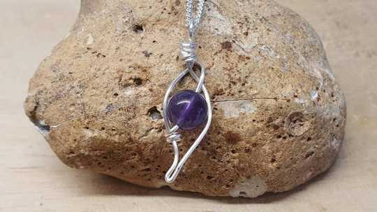 Wire Leaf Amethyst Pendant