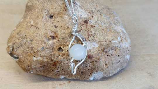 Wire Moonstone leaf pendant