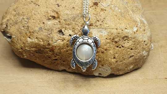 Moonstone Turtle pendant