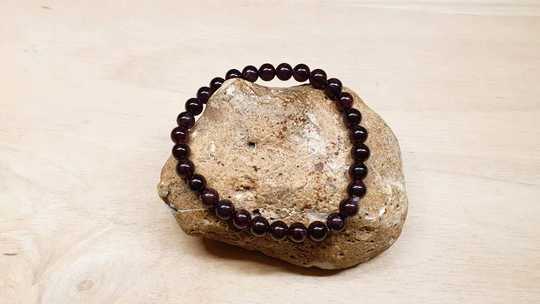 Stretch Garnet bracelet