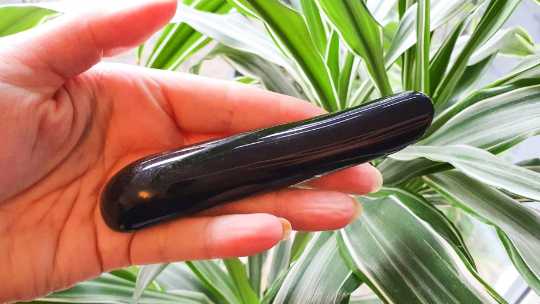 Black Obsidian Wand