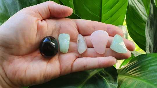 Crystals for Fertility Support