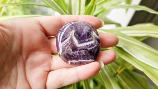 Amethyst worry stone