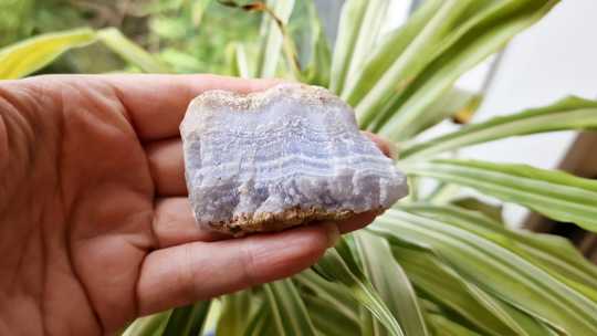 Raw blue lace agate 