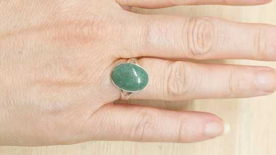 Green aventurine ring 14x10mm